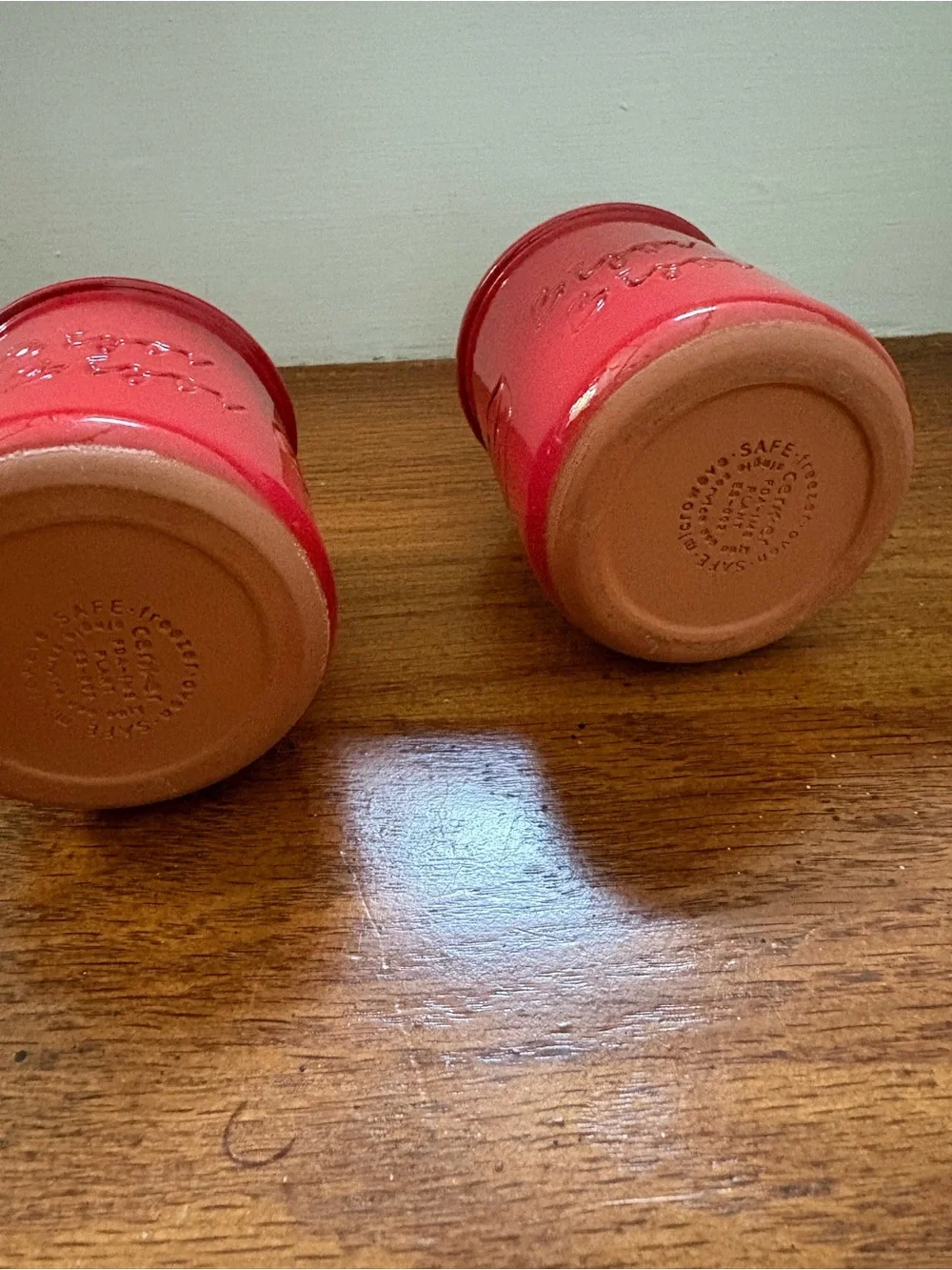 Set of 2 Red La Fermiere Bisou Bisou Yogurt Cups